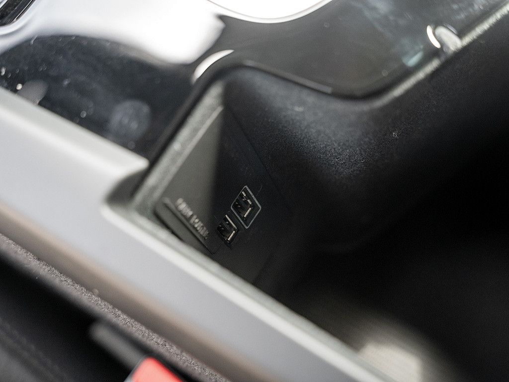 Volvo  B4 Inscription