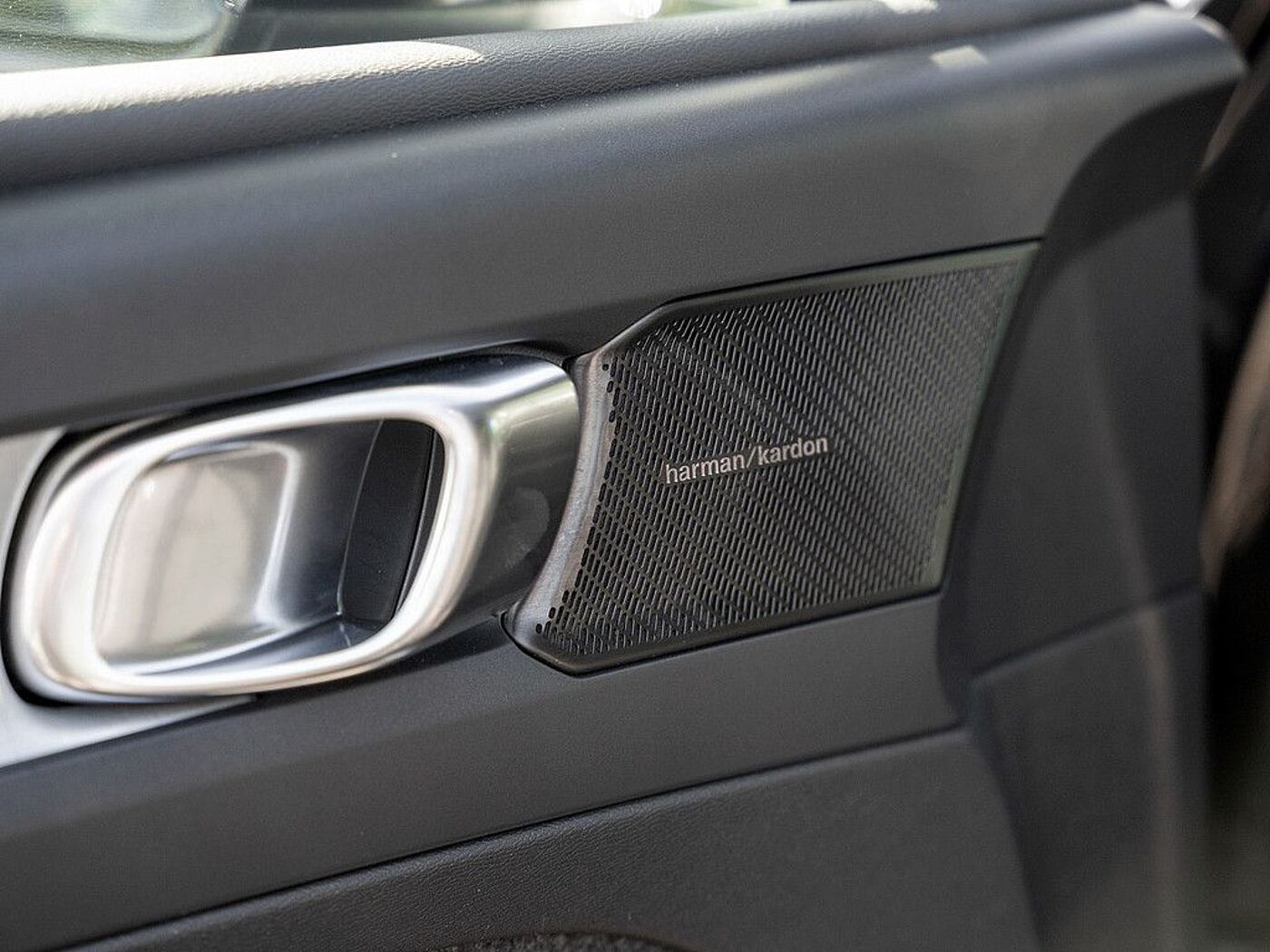 Volvo  T4 Inscription Expression Recharge Plug-In
