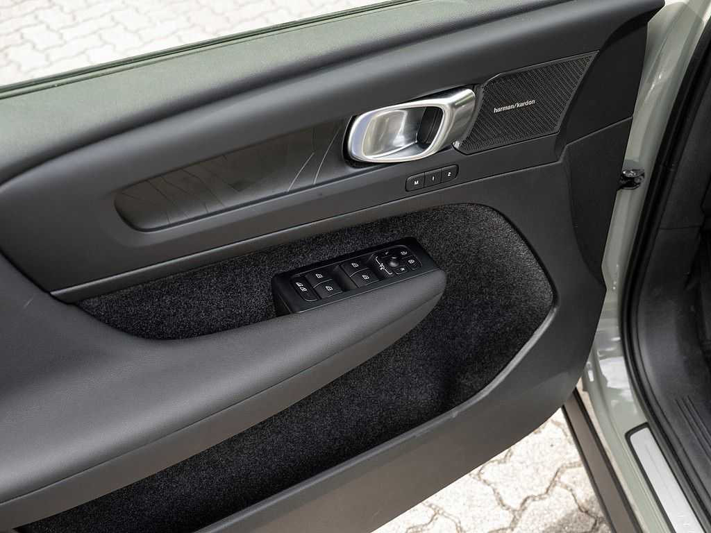 Volvo  Twin Motor Ultimate