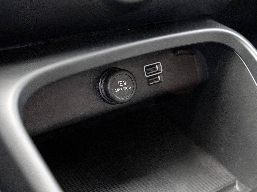 Volvo  T2 Momentum Core