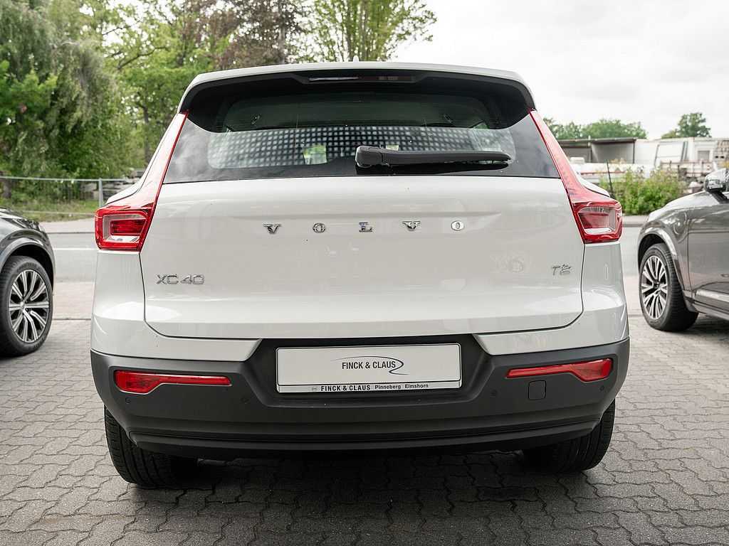 Volvo  T2 Momentum Core