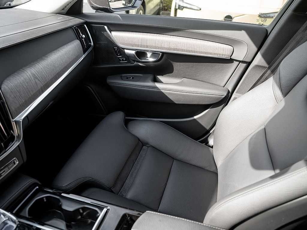 Volvo  T6 AWD Recharge Inscription