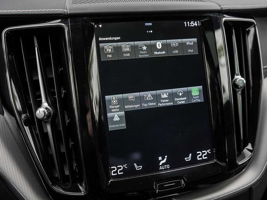 Volvo  T6 AWD R Design