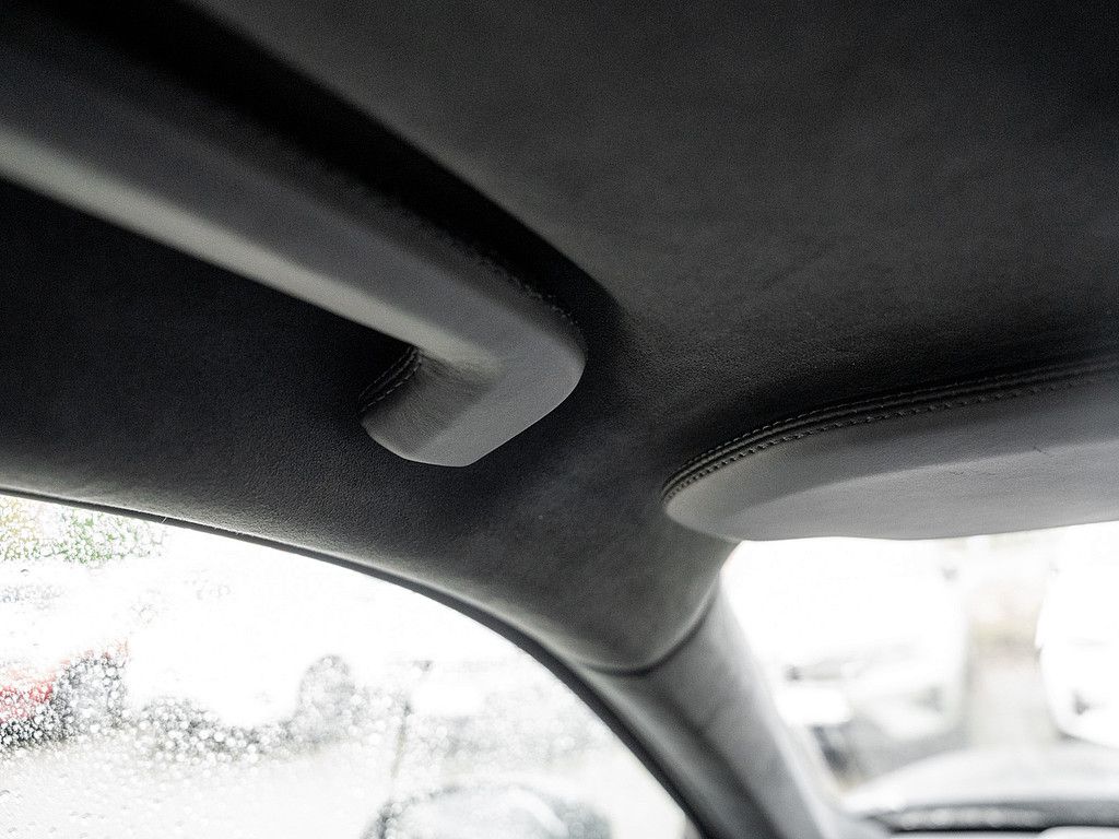 Volvo  Ultimate Dark AWD