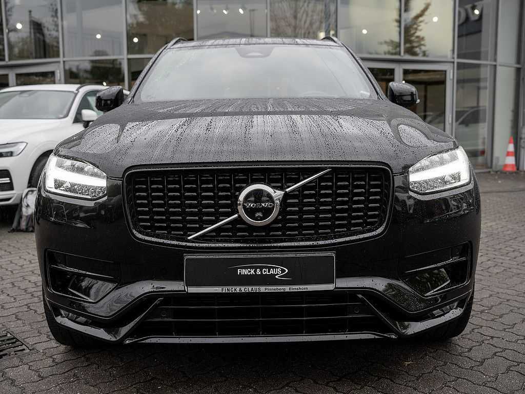 Volvo  Ultimate Dark AWD