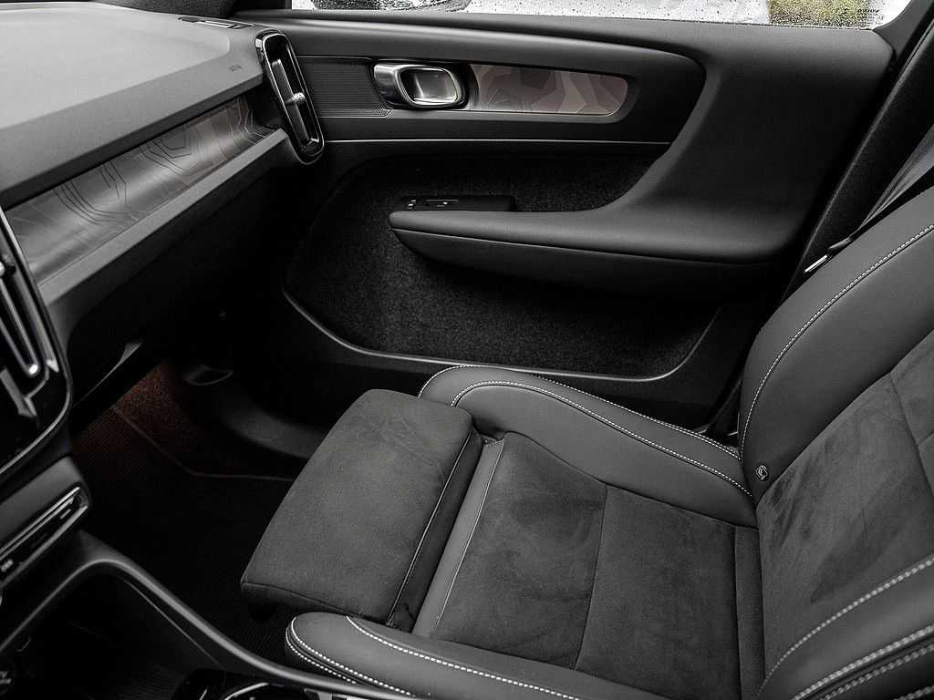 Volvo  Plus Recharge