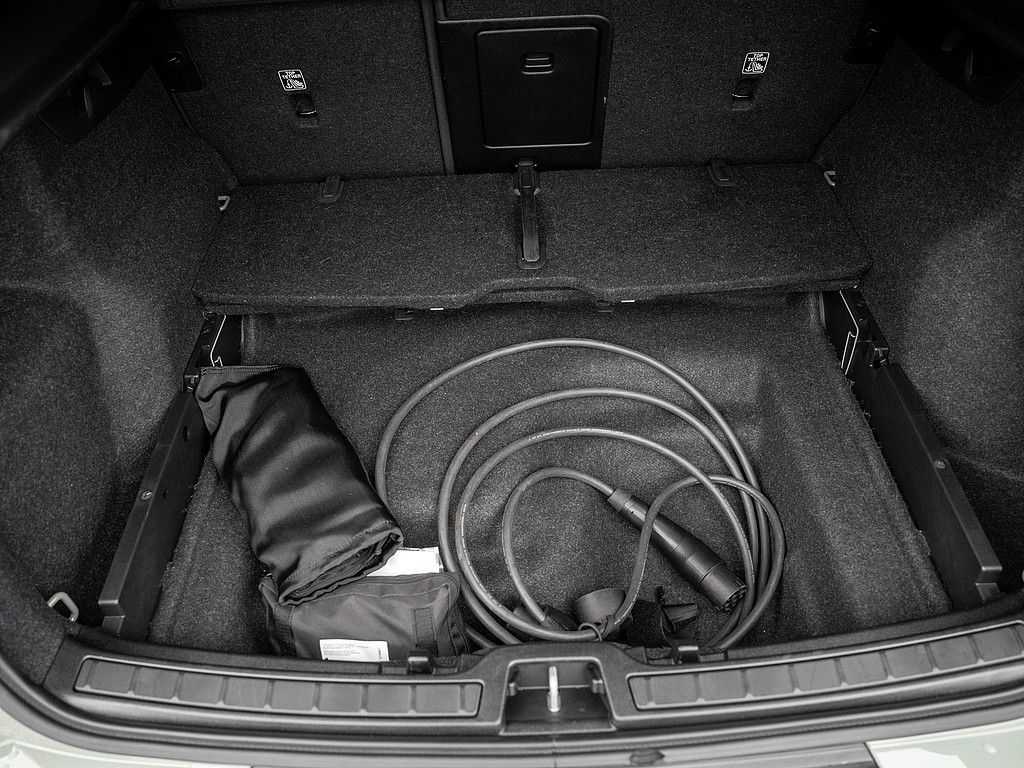 Volvo  Plus Recharge