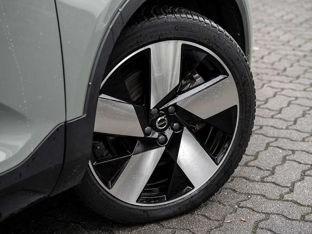 Volvo  Plus Recharge