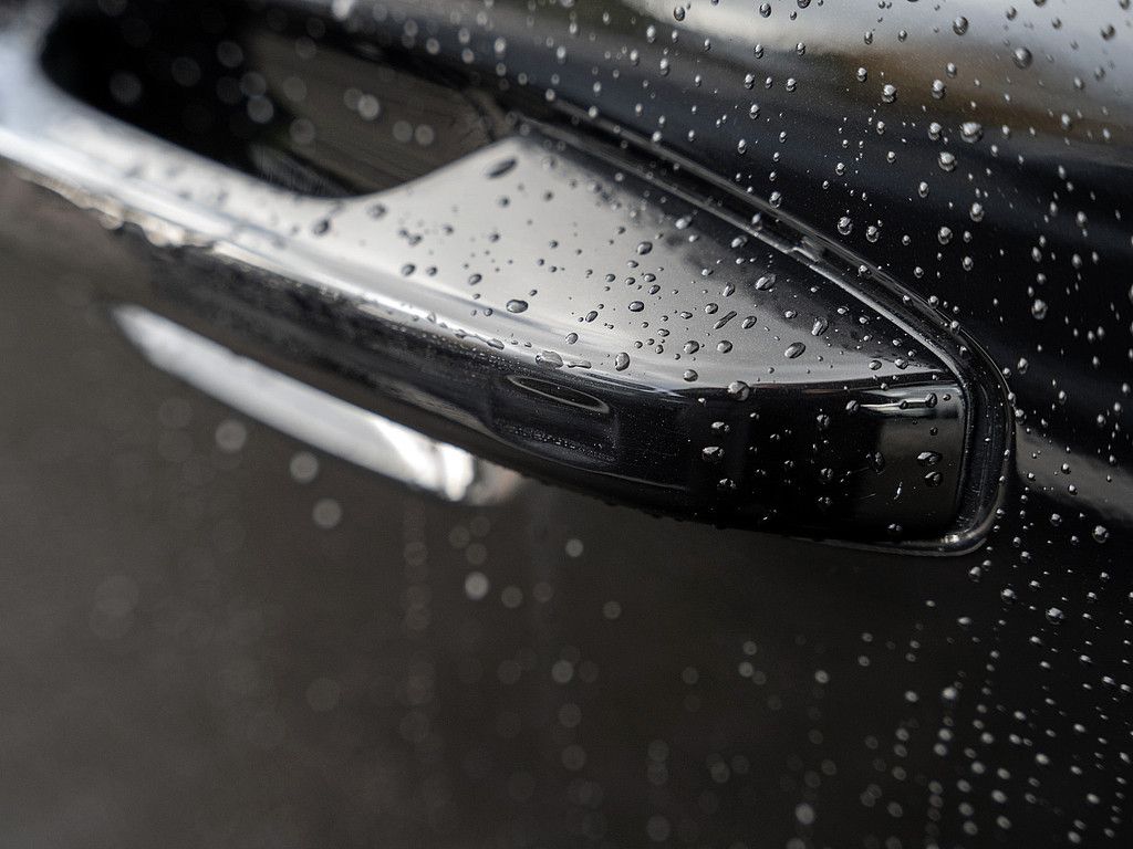 Volvo  T5 Recharge R Design Expression ACC, AHK