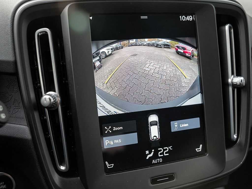 Volvo  T3 Momentum Core