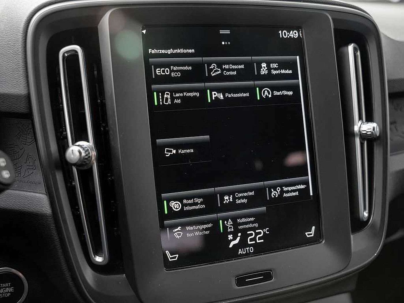 Volvo  T3 Momentum Core