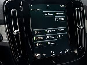 Volvo  T4 Recharge Inscription Expression