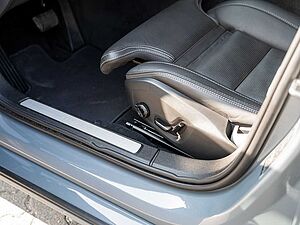 Volvo  T8 AWD Ultimate Dark