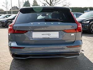 Volvo  T8 AWD Ultimate Dark