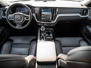 Volvo  T8 AWD Ultimate Dark