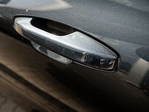 Volvo  T6 Plus Dark Recharge