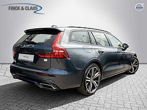 Volvo  T6 Plus Dark Recharge