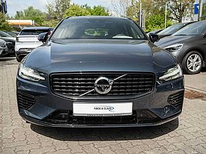 Volvo  T6 Plus Dark Recharge