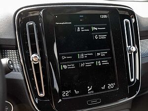 Volvo  B4 R-Design KAMERA H/K NAVI W-LAN AHK LED