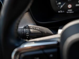 Volvo  T3 Momentum Pro