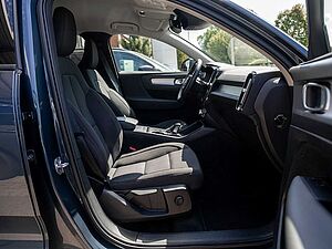 Volvo  T3 Momentum Pro