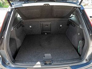 Volvo  T3 Momentum Pro