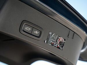 Volvo  T3 Momentum Pro