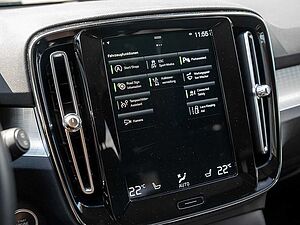 Volvo  T3 Momentum Pro
