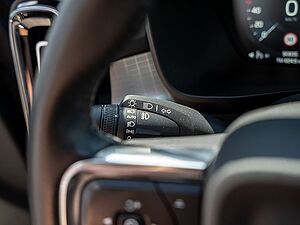 Volvo  T3 Momentum Pro