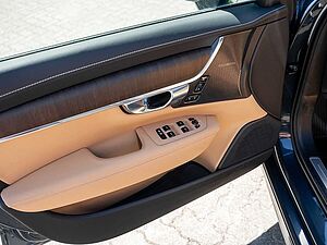 Volvo  T6 AWD Recharge Inscription *großer Akku*