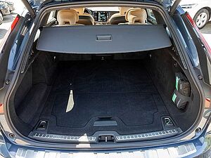 Volvo  T6 AWD Recharge Inscription *großer Akku*