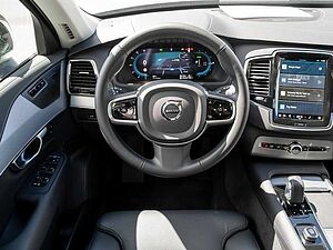 Volvo  T8 AWD Plus Dark