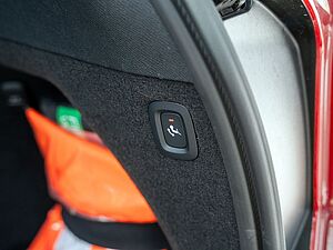 Volvo  T8 AWD Plus Dark