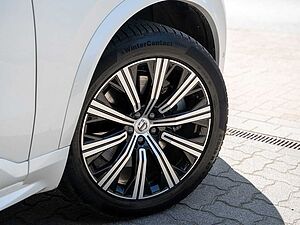 Volvo  T8 AWD Plus Dark