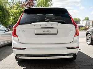 Volvo  T8 AWD Plus Dark