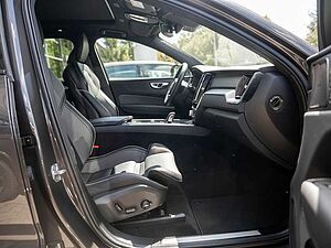 Volvo  T6 AWD Recharge R-Design