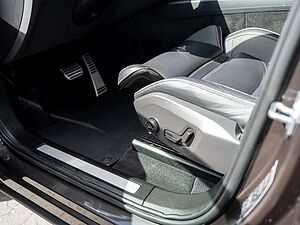 Volvo  T6 AWD Recharge R-Design