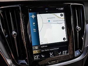 Volvo  T8 Plus Dark Recharge