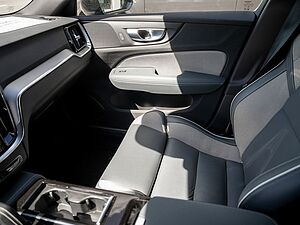Volvo  T8 Plus Dark Recharge