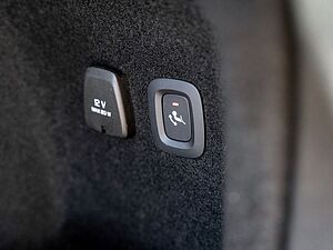 Volvo  T8 Plus Dark Recharge