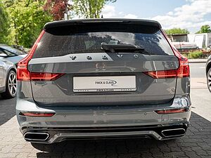 Volvo  T8 Plus Dark Recharge