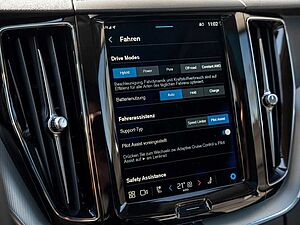 Volvo  T6 AWD Recharge Plus Dark