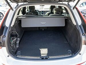 Volvo  T6 AWD Recharge Plus Dark