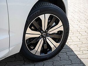 Volvo  T6 AWD Recharge Plus Dark