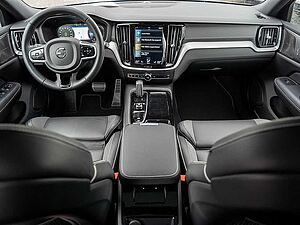 Volvo  T6 AWD Recharge R-Design