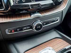 Volvo  B5 AWD Inscription