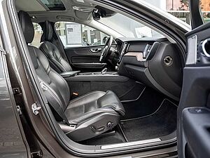 Volvo  B5 AWD Inscription