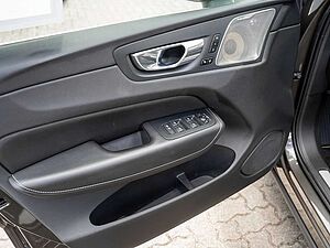 Volvo  B5 AWD Inscription