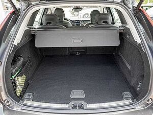 Volvo  B5 AWD Inscription