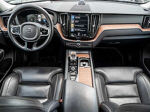 Volvo  B5 AWD Inscription